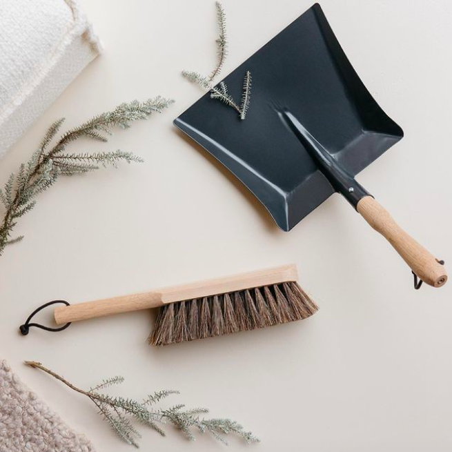 Andrée Jardin Brush & Shovel Set black