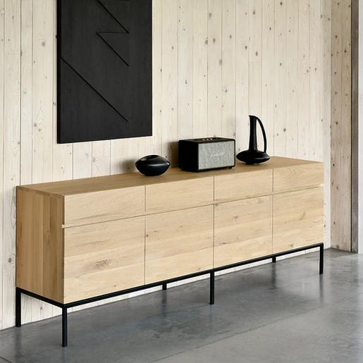 Oak ligna 4-door sideboard 220cm long