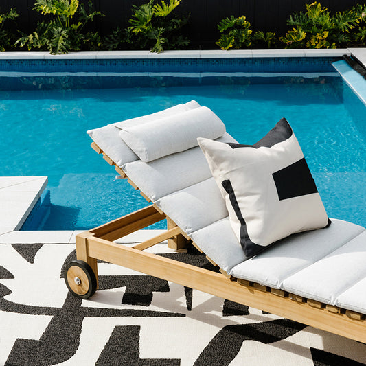 Outdoor Meelan cushion 50cm black & natural