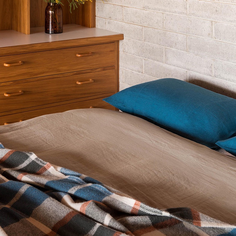 Pair of linen pillowcases sea