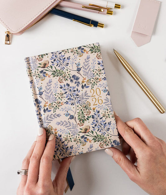 2026 linen bound planner day to a page - blue buds