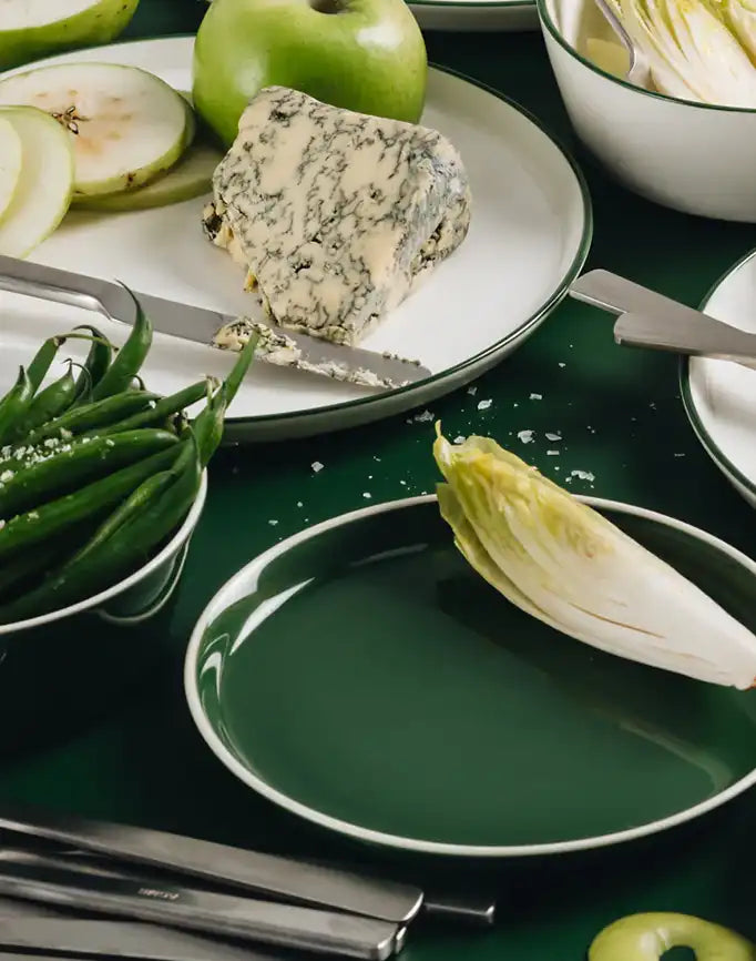 Roman dinner plate white with green rim