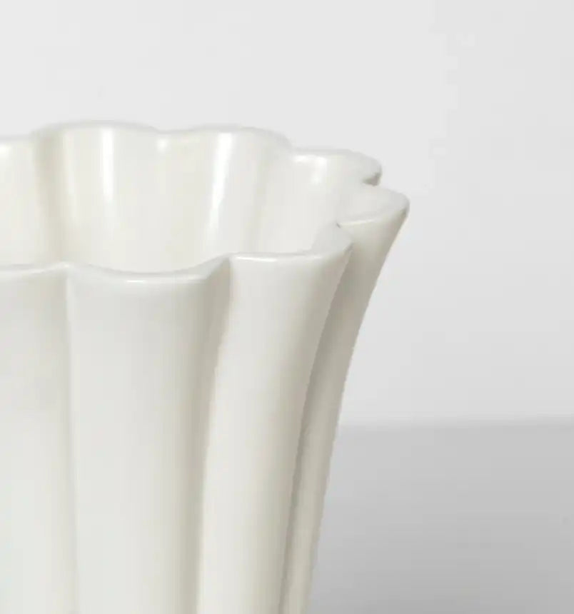 Broste Heli pedestal vase cream 22cm