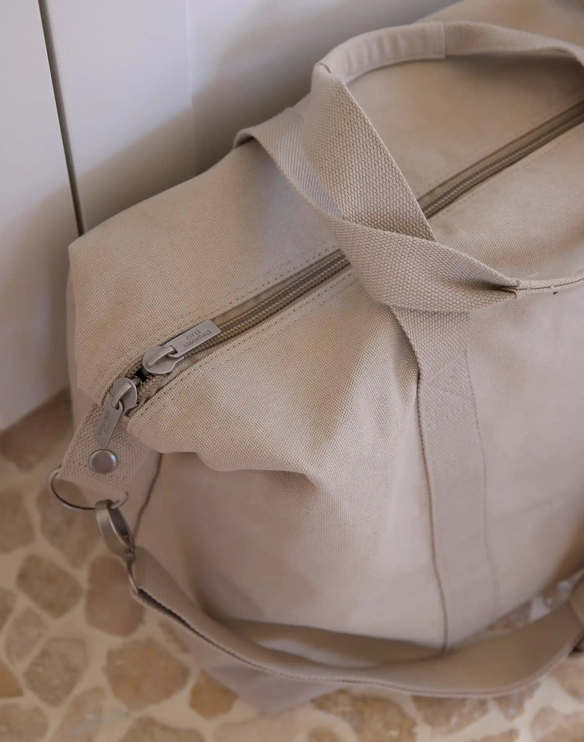 Canvas weekender bag taupe