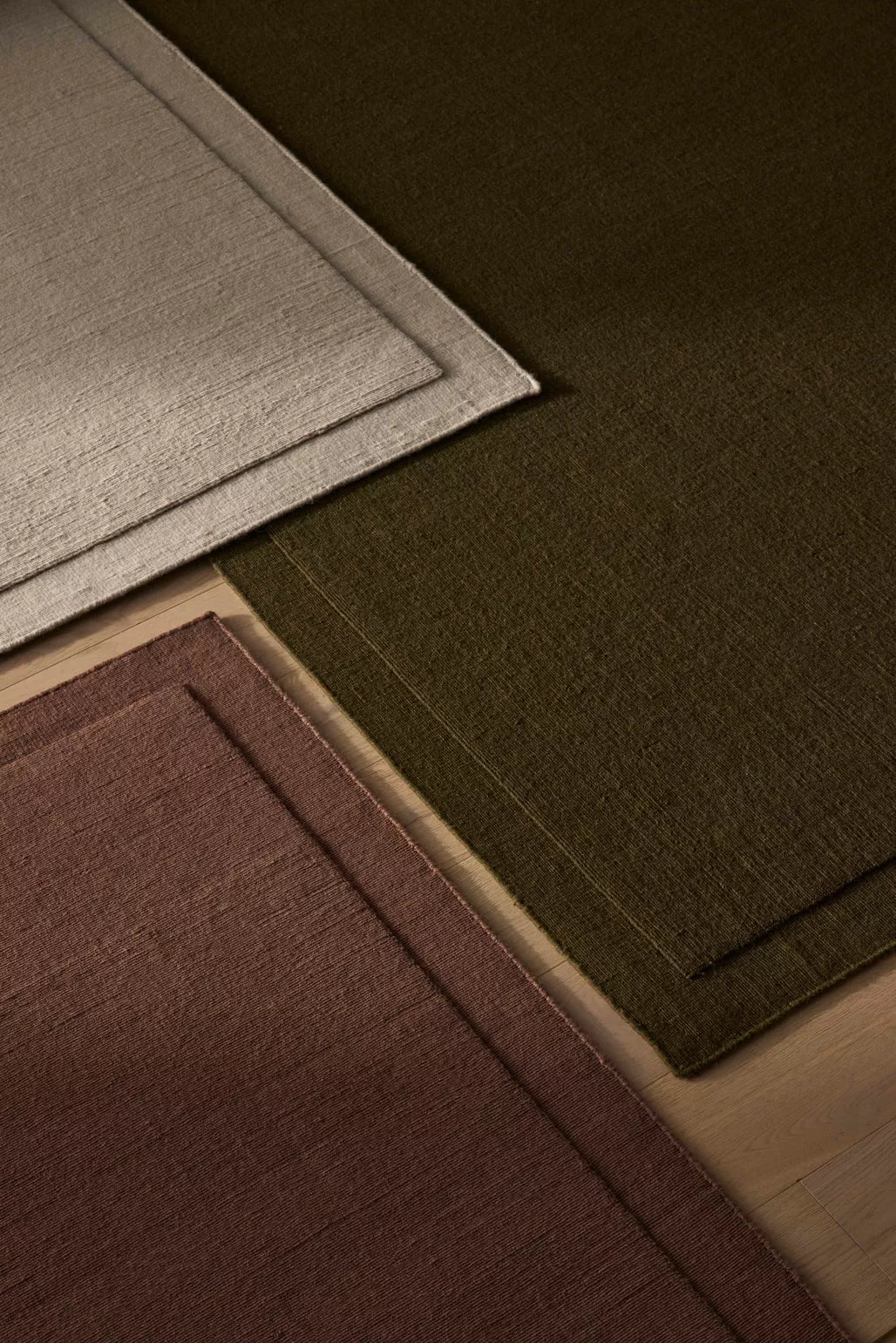 Cassio NZ wool rug mulberry
