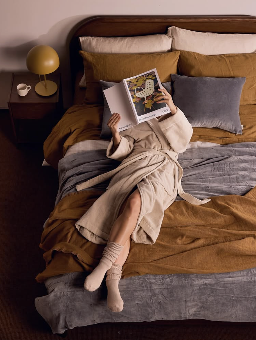 Pin table lamp ochre