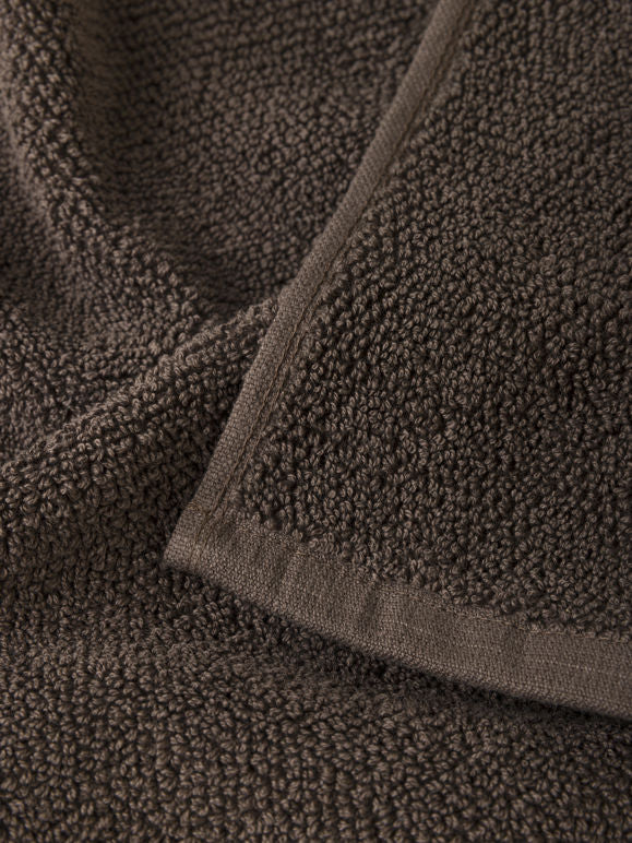 Classic cotton towel range cocoa