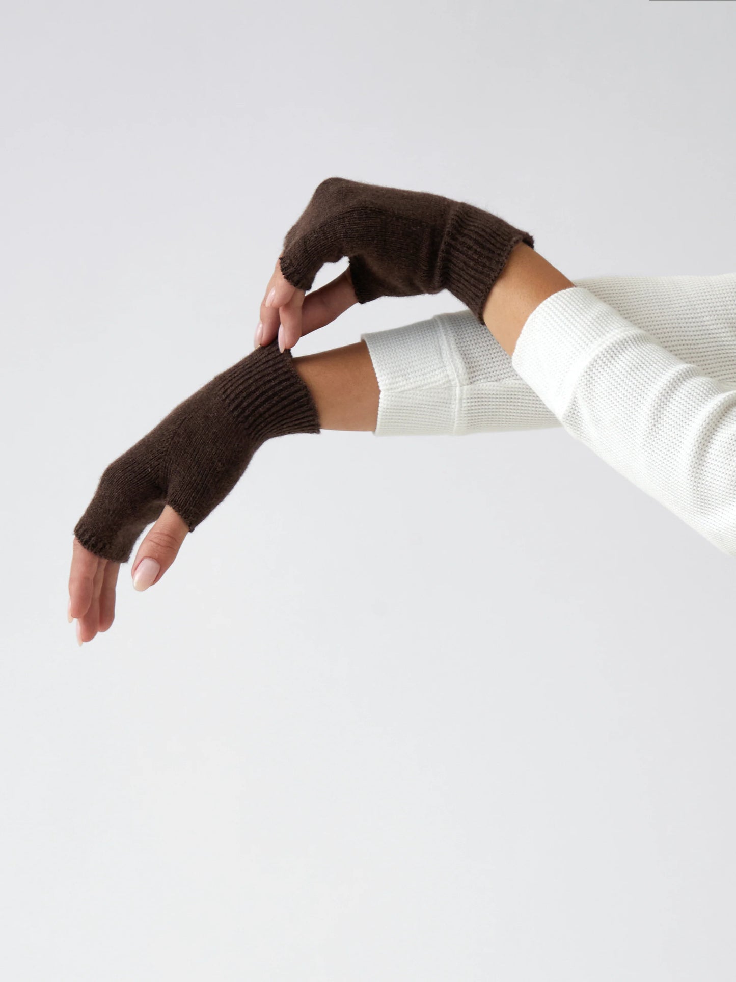 Cotton cashmere fingerless gloves cocoa
