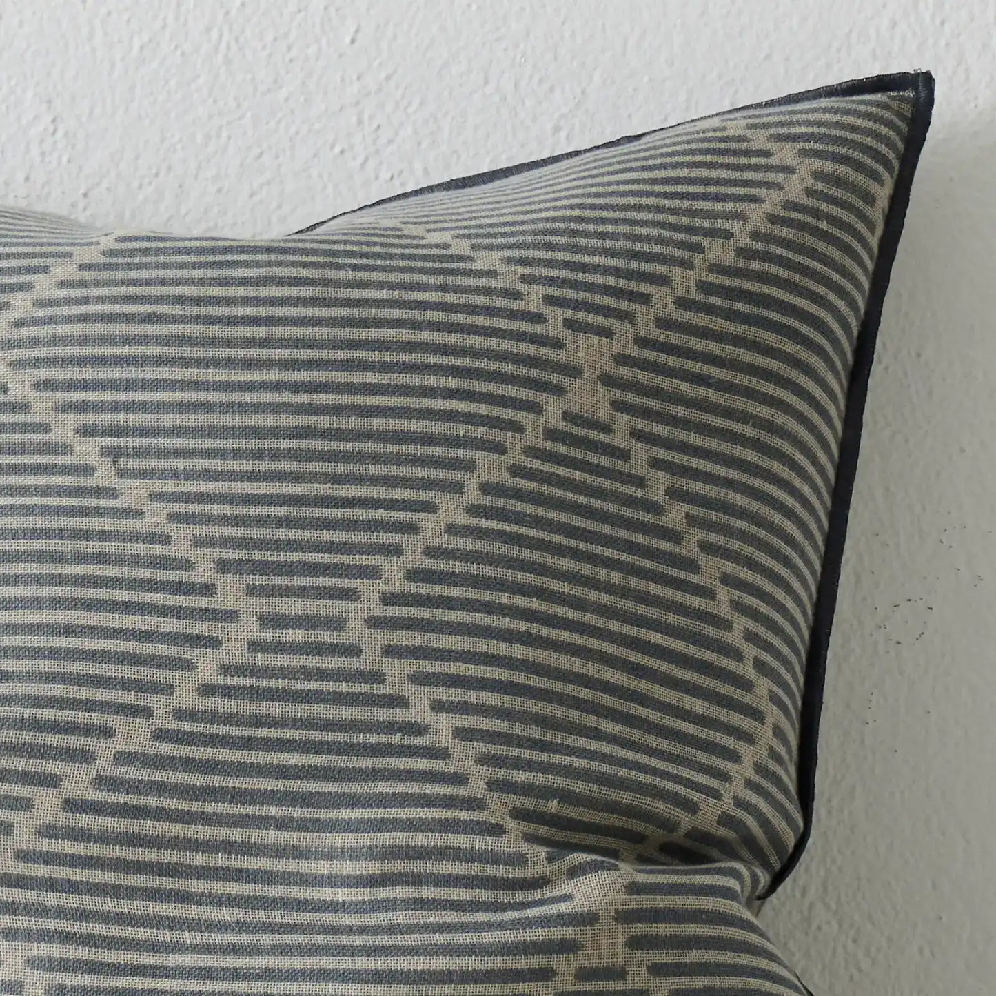 Edgecliff linen cushion cover 50cm