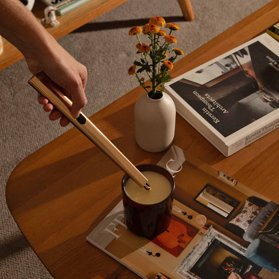 Flint rechargeable lighter gold