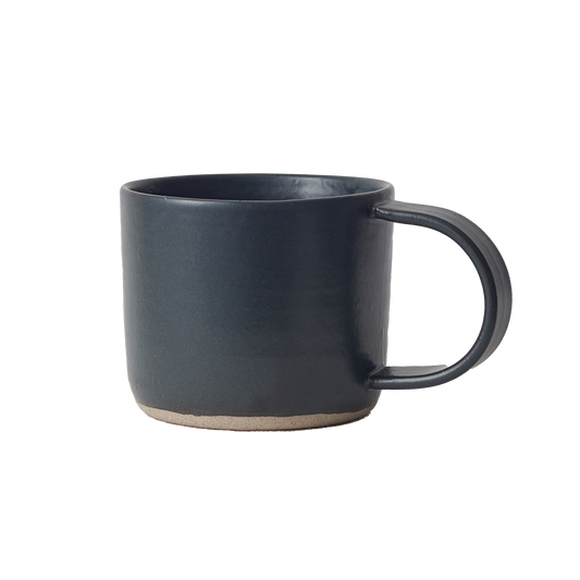 NZ made straight shaped mug black