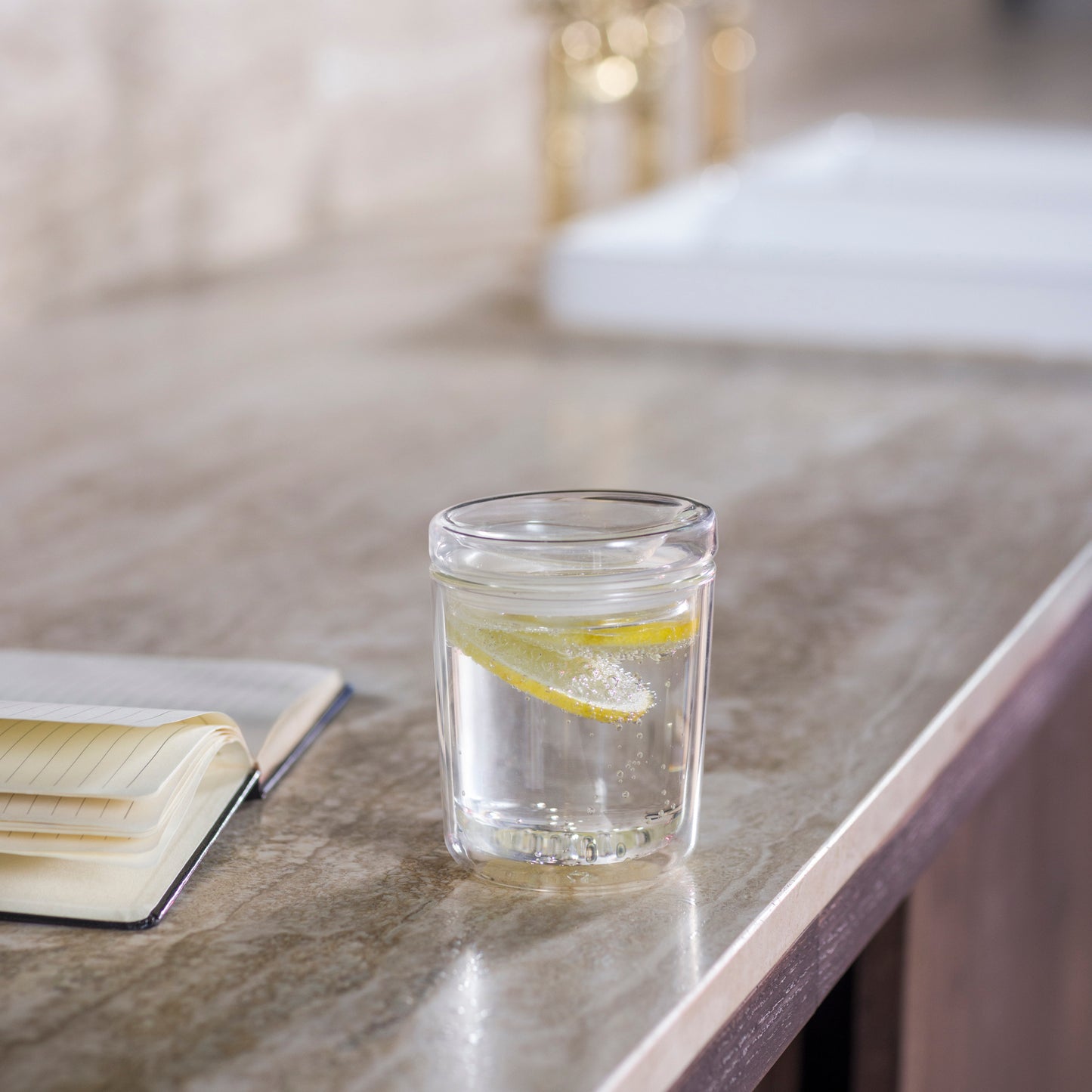 Glass travel cup clear