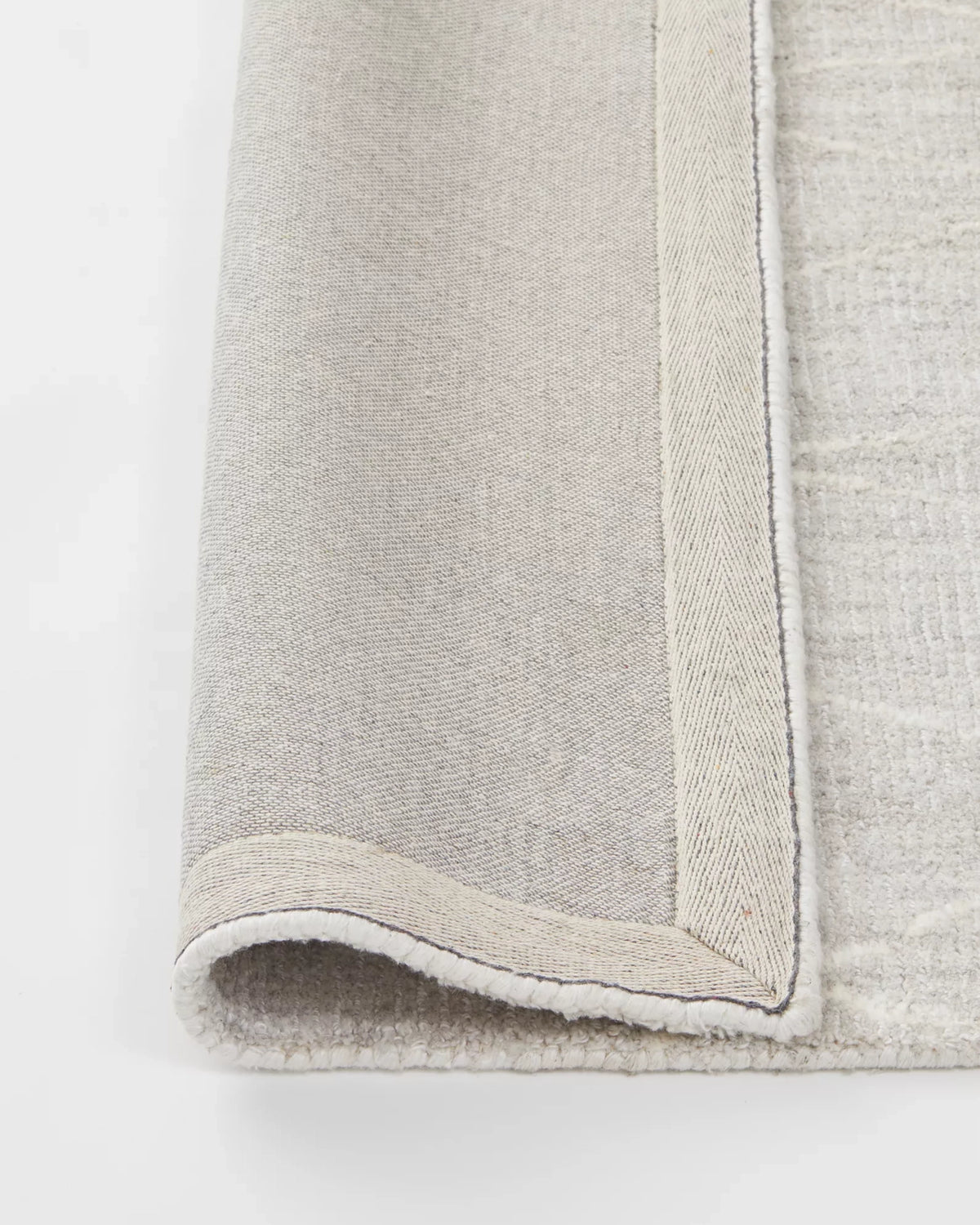 Katari wool blend rug moon 200 x 300cm