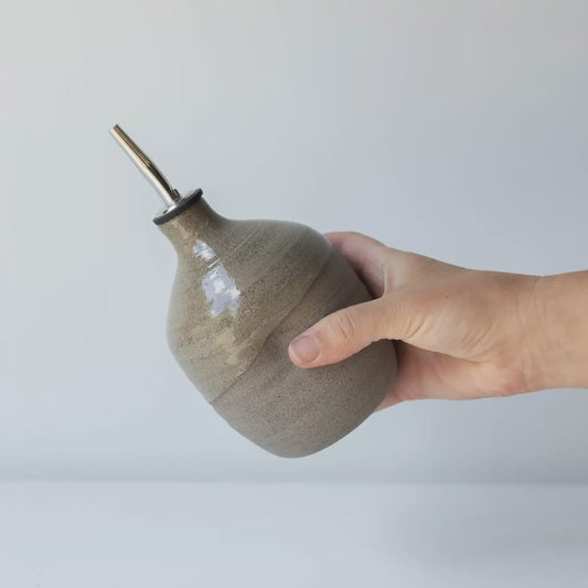 Lil ceramics small oil pourer 20cm granite