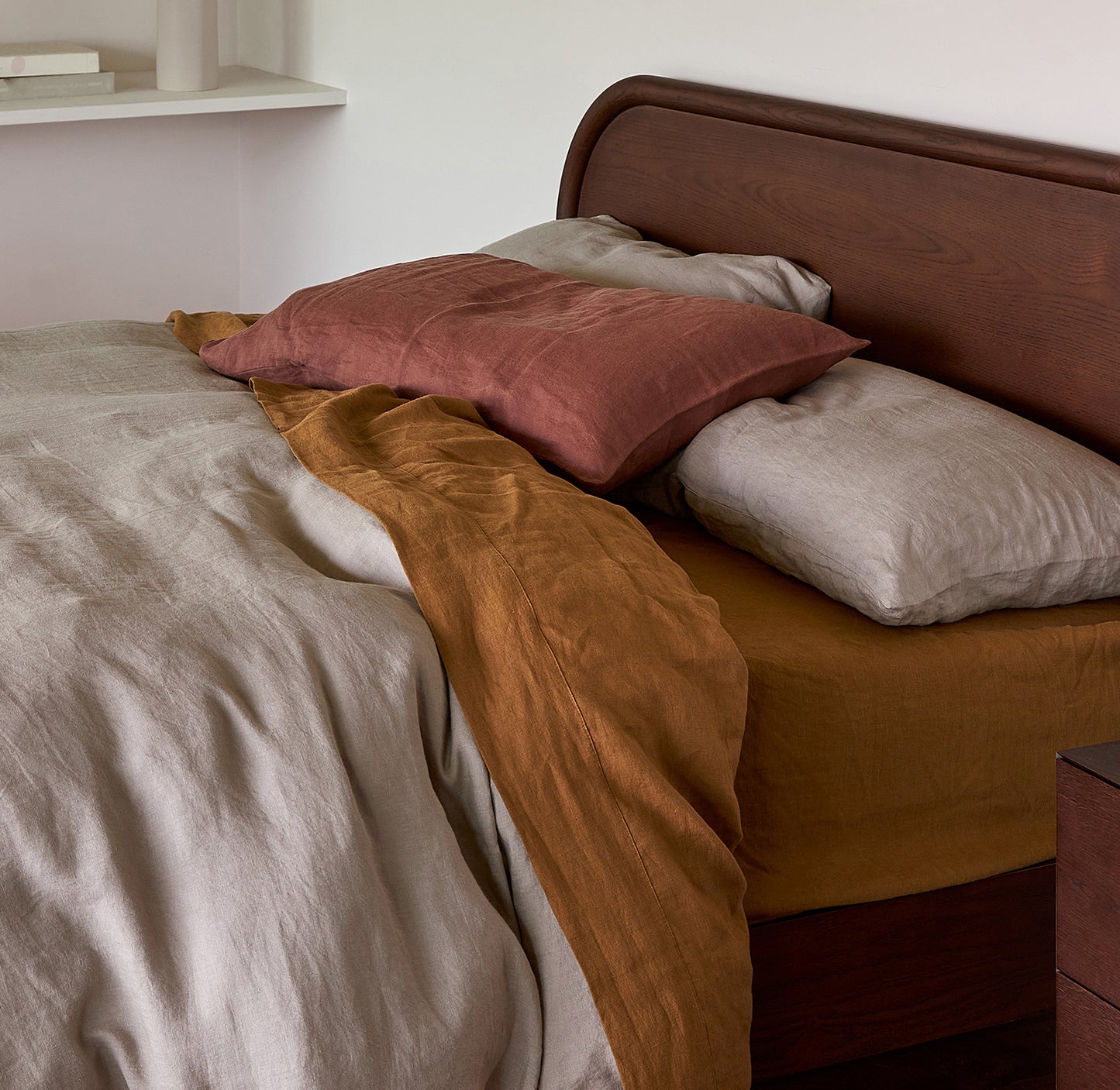 Linen flat sheet ochre