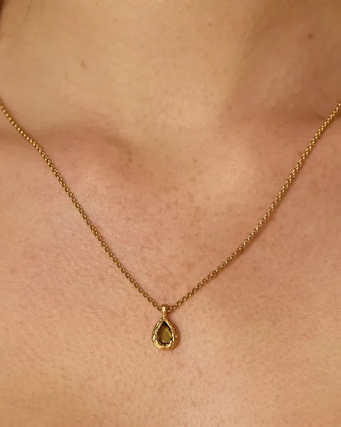 Agapée Lysia necklace gold with dark green glass