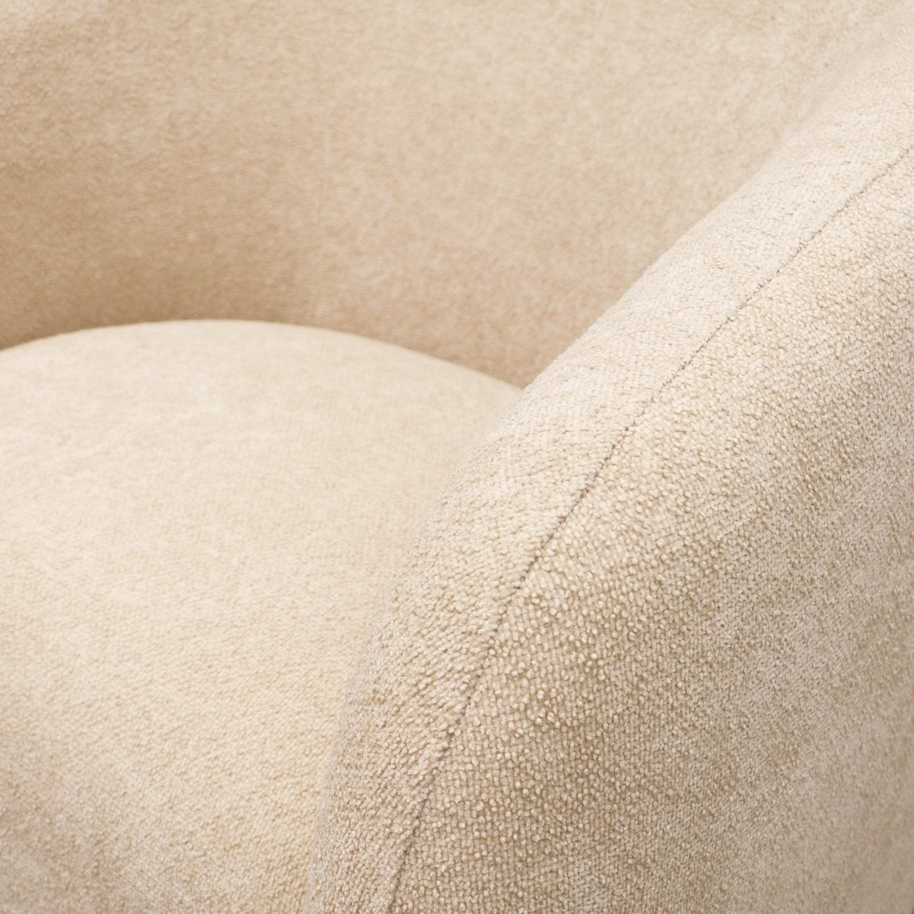 Maxwell swivel chair natural