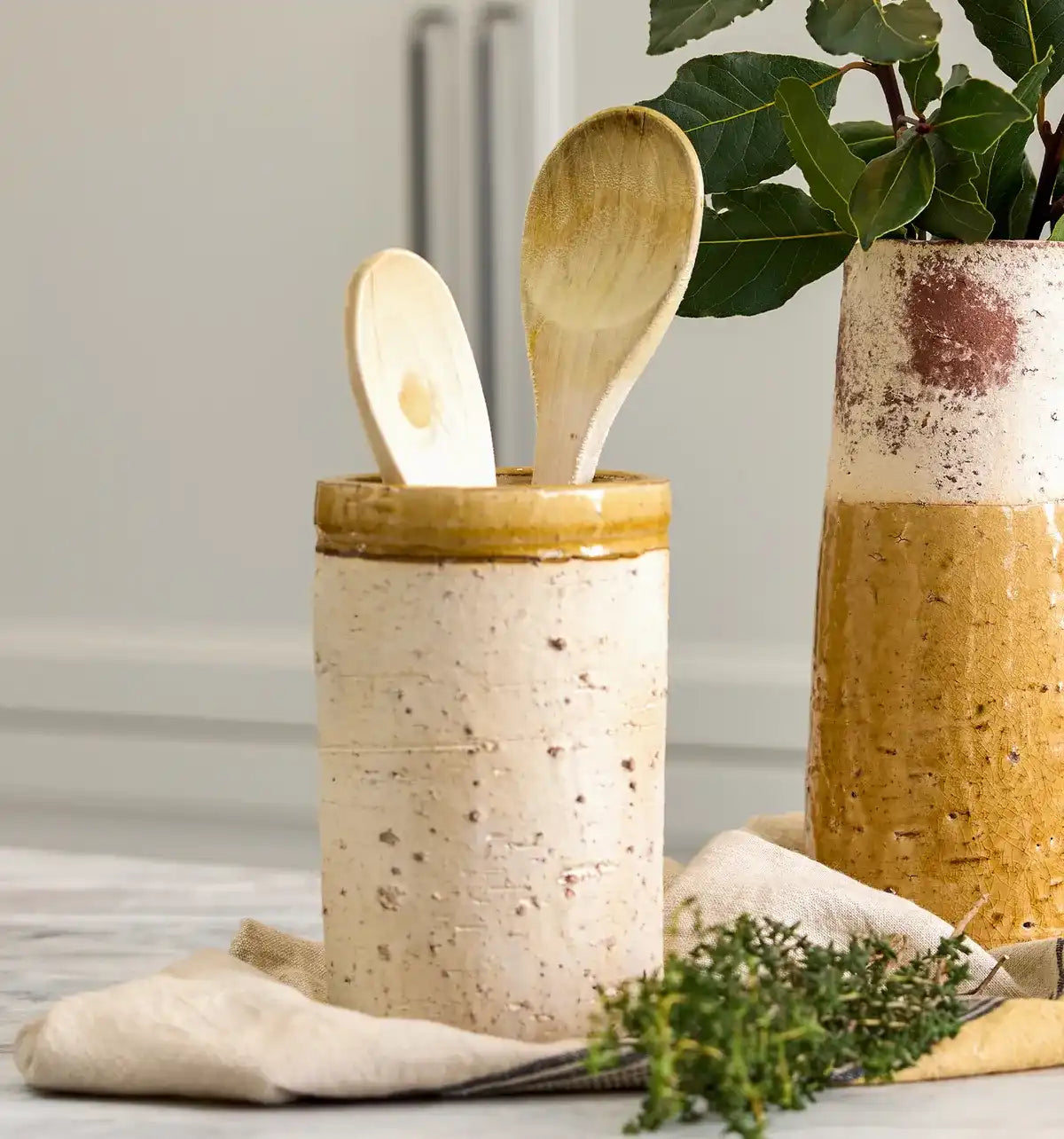 Monte terracotta pot mustard 18cm