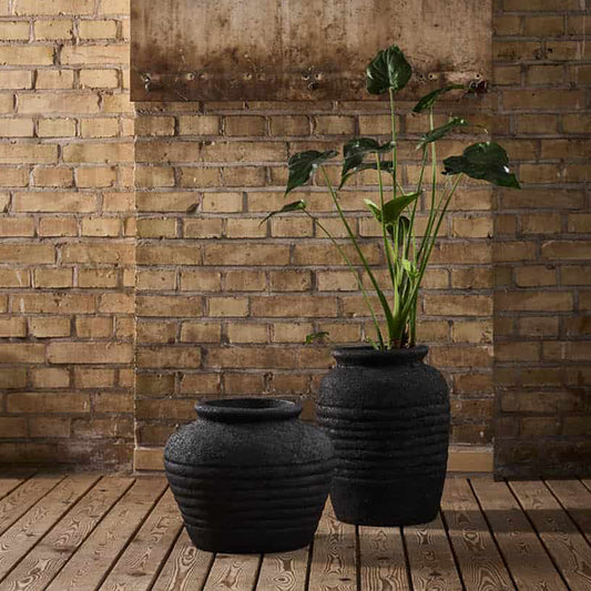 Muubs Melancholia terracotta vessel black 40cm