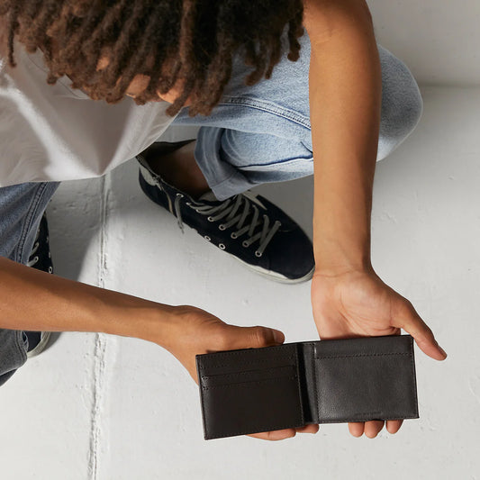 Noah leather wallet chocolate