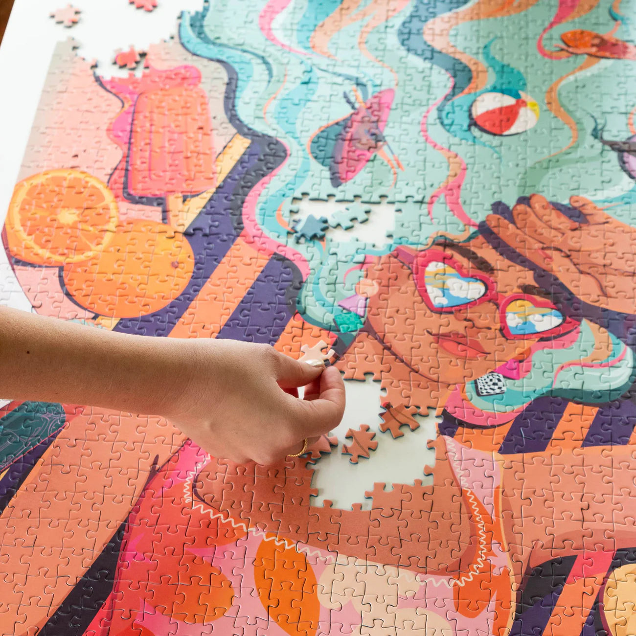 Oasis Found 1000-piece jigsaw puzzle
