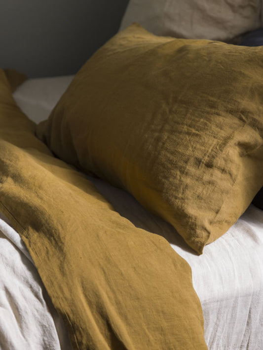 Pair of linen pillowcases ochre