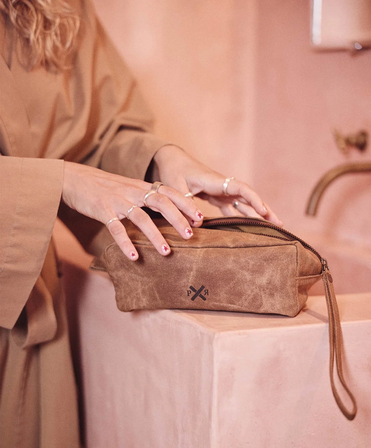 Pony Rider day tripper canvas case spice