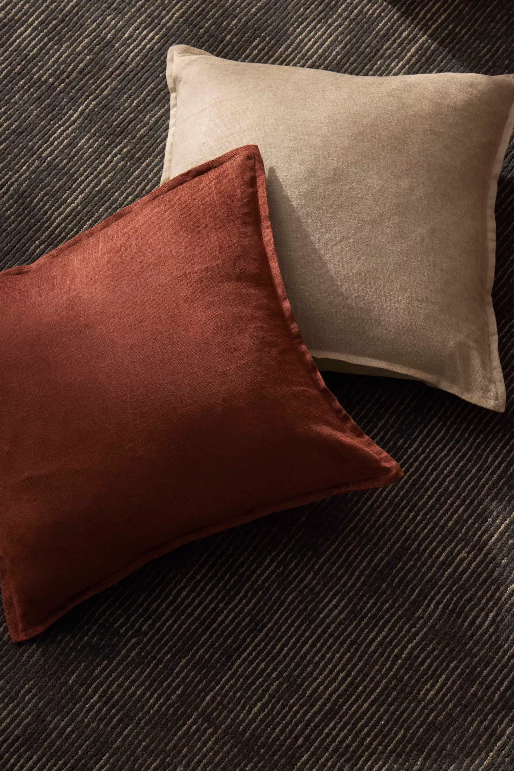 Remo NZ wool rug marine