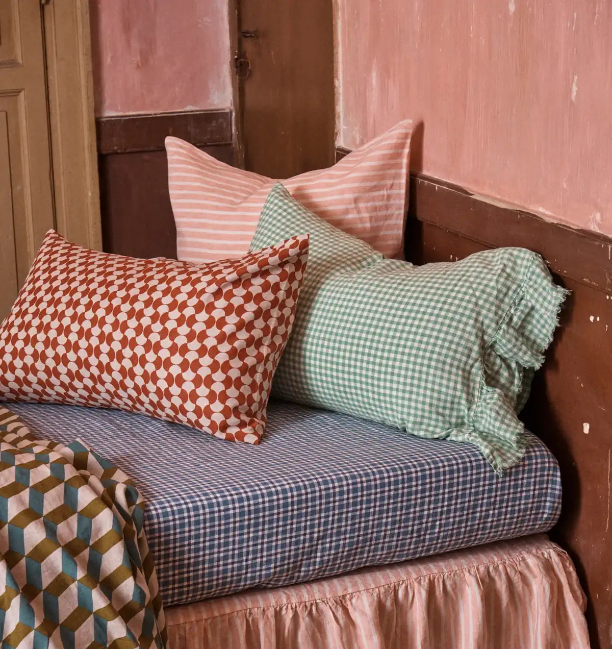 SOW Fresco gingham pillowcase set with ruffle mint