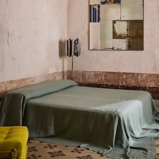 SOW heavyweight linen bedcover fog