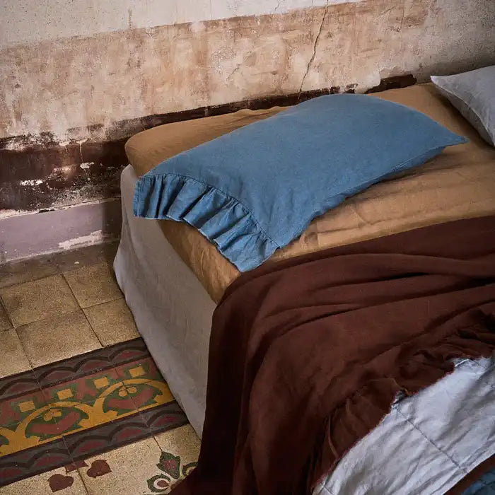 SOW linen fitted sheet latte