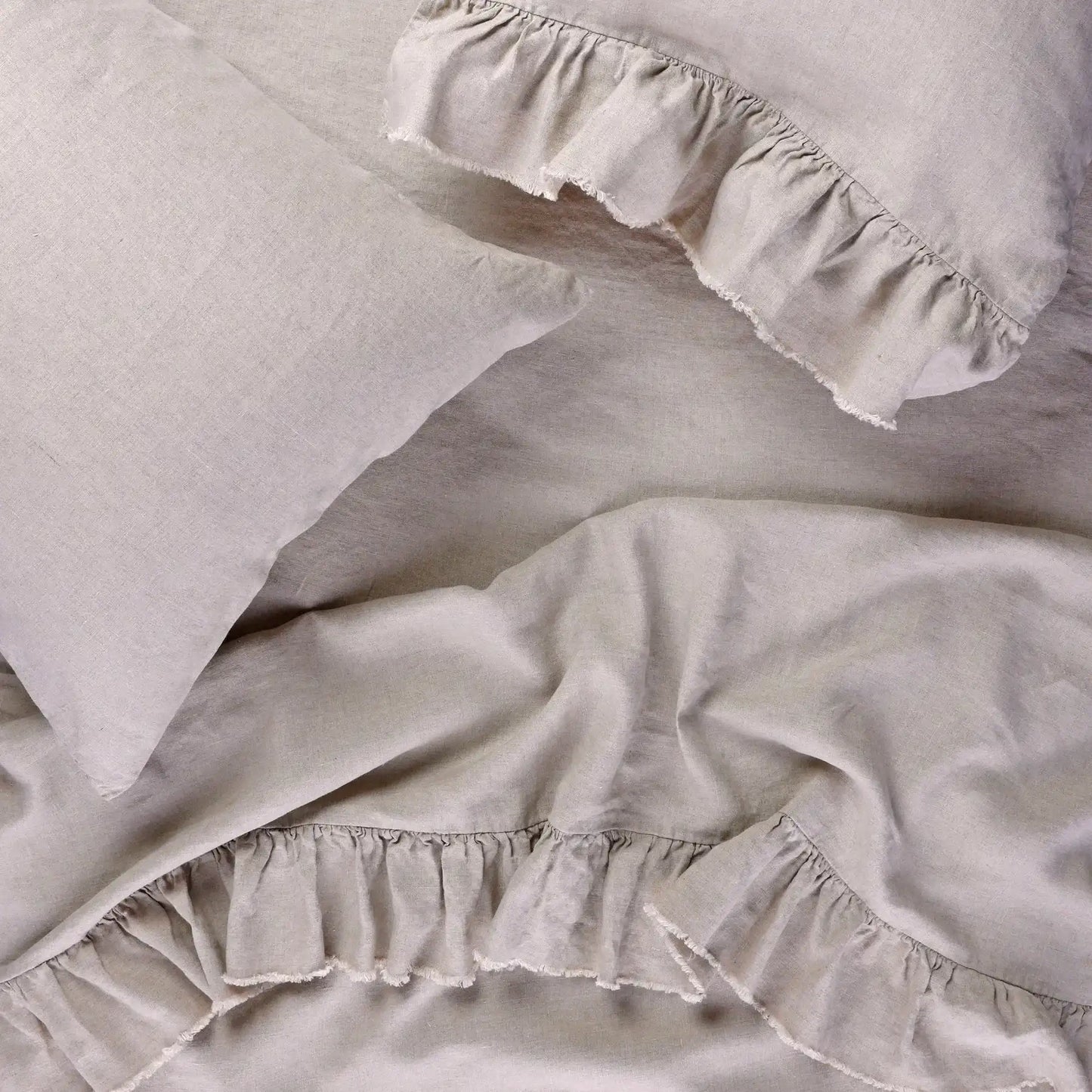SOW linen flat sheet with ruffle natural