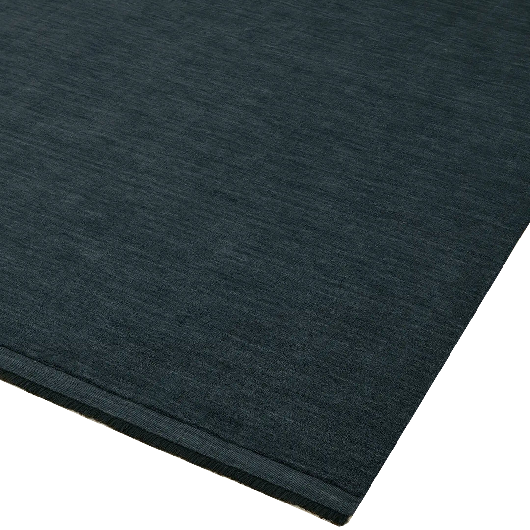 Silvio NZ wool rug  with wide border dusk