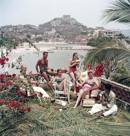 Slim Aarons 'Acapulco Afternoon' framed print