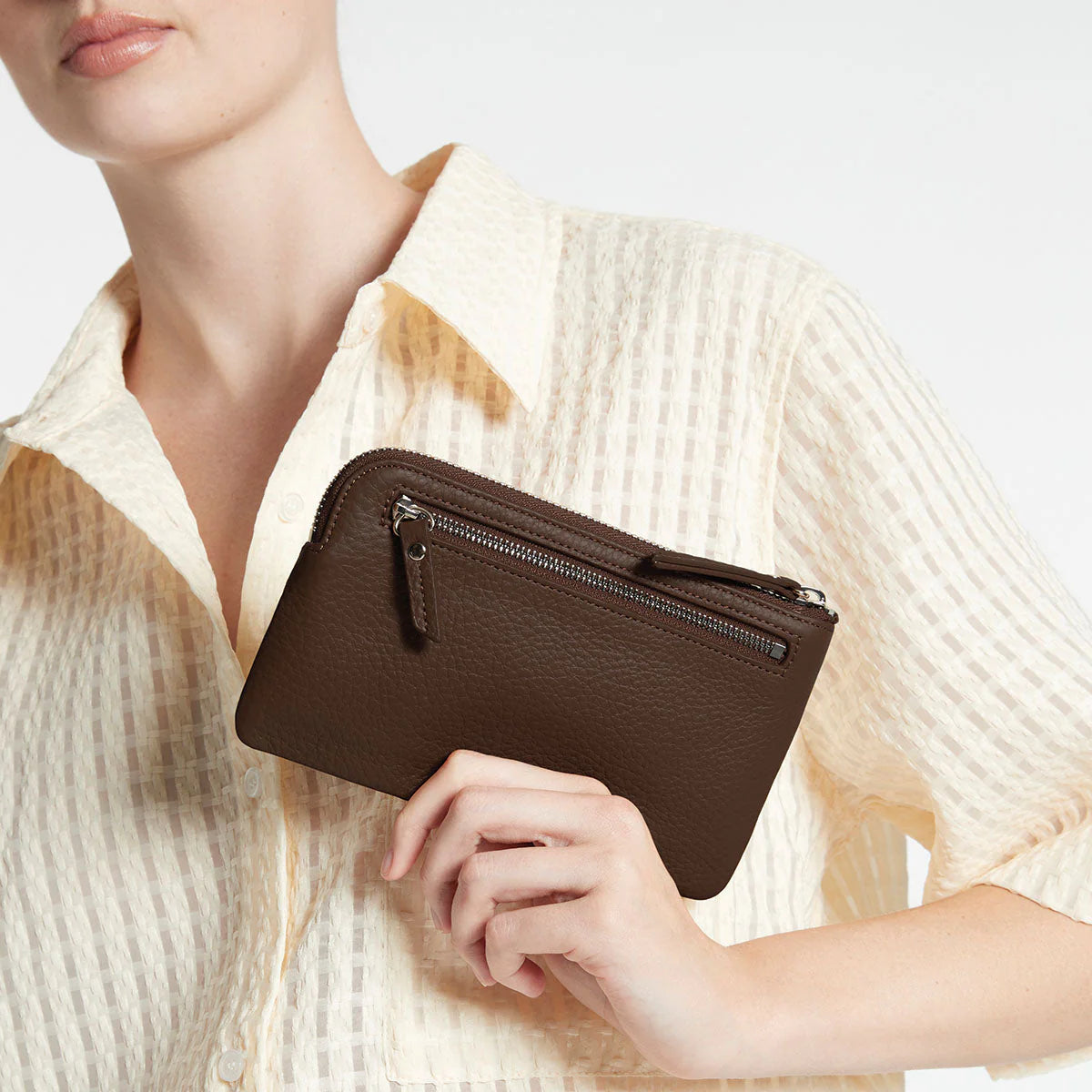 Smoke and mirrors leather wallet cocoa