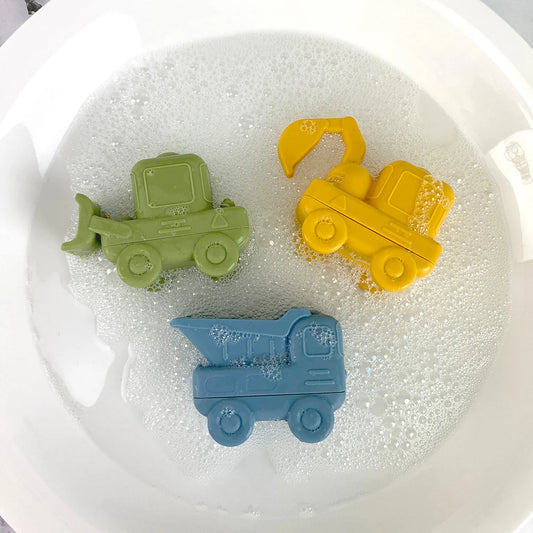 Squeezy trucks bath toy set of 3