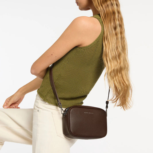 Status Anxiety plunder leather shoulder bag cocoa