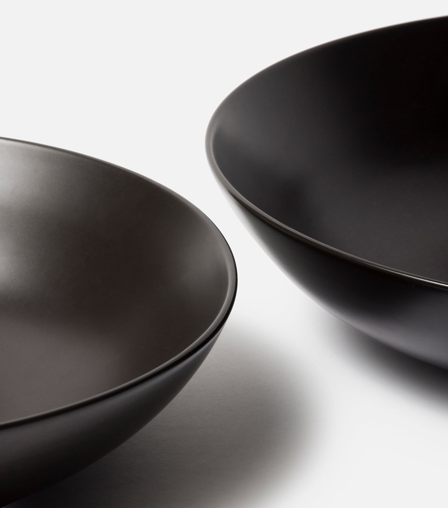 Stoneware serving bowl 35cm black