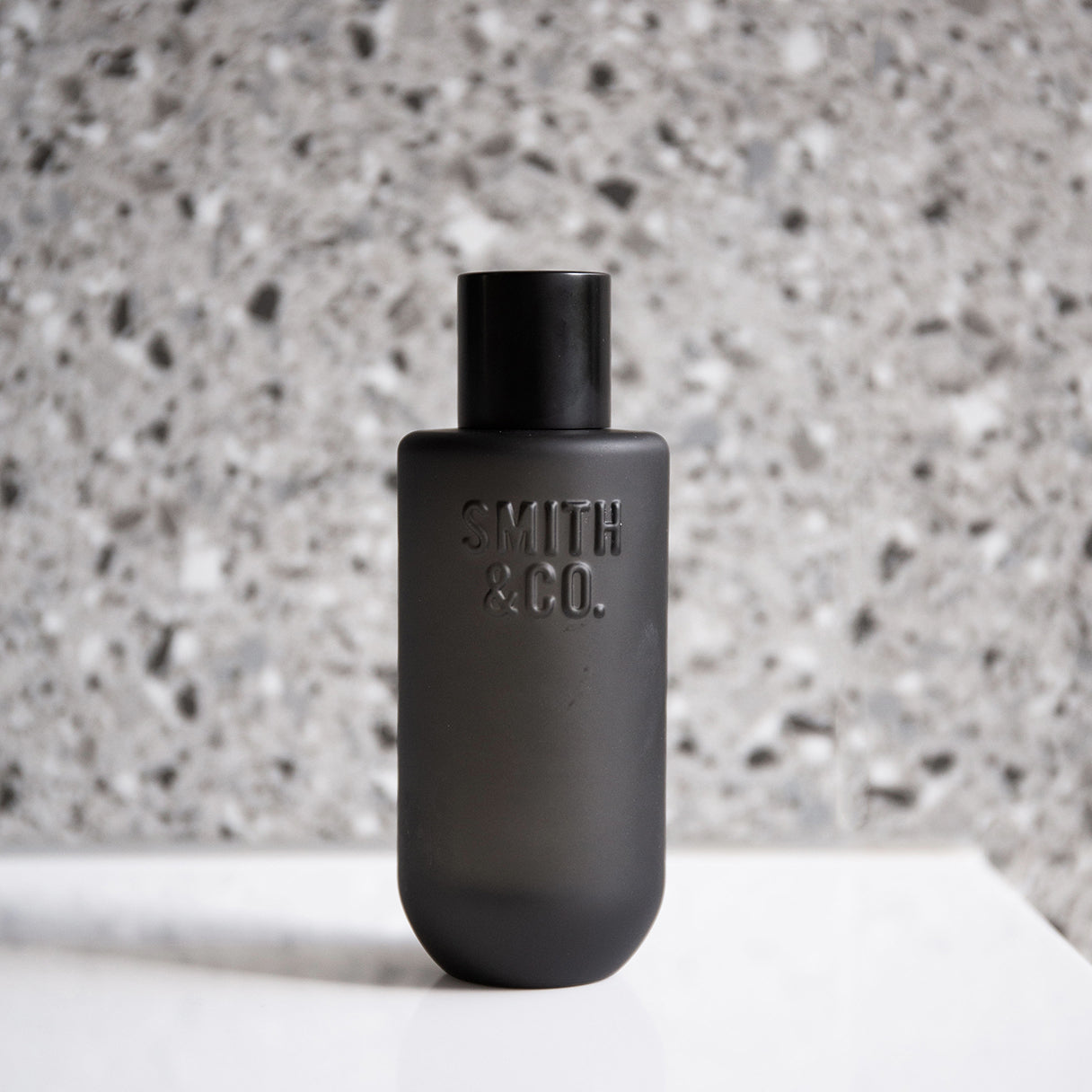 Smith & Co room spray tabac & cedarwood 100g