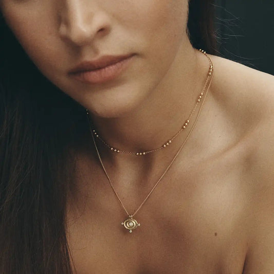Temple of the Sun Reign oval necklace gold