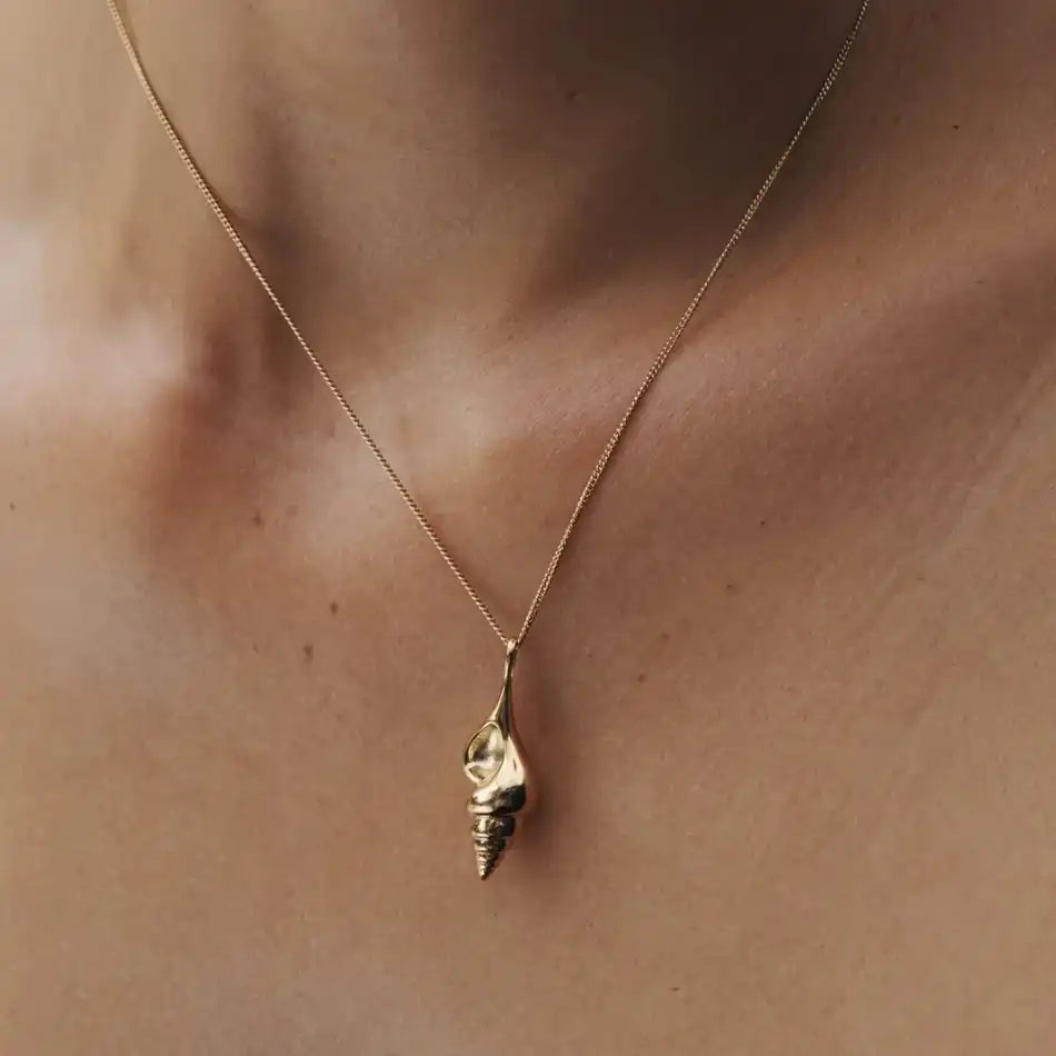 Temple of the Sun Spire necklace gold