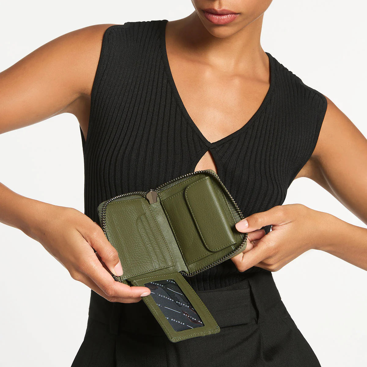 Wayward compact wallet khaki