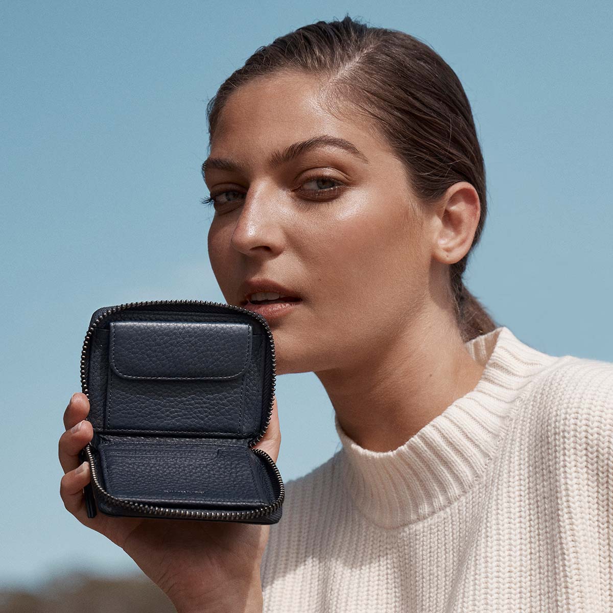 Wayward compact wallet midnight blue