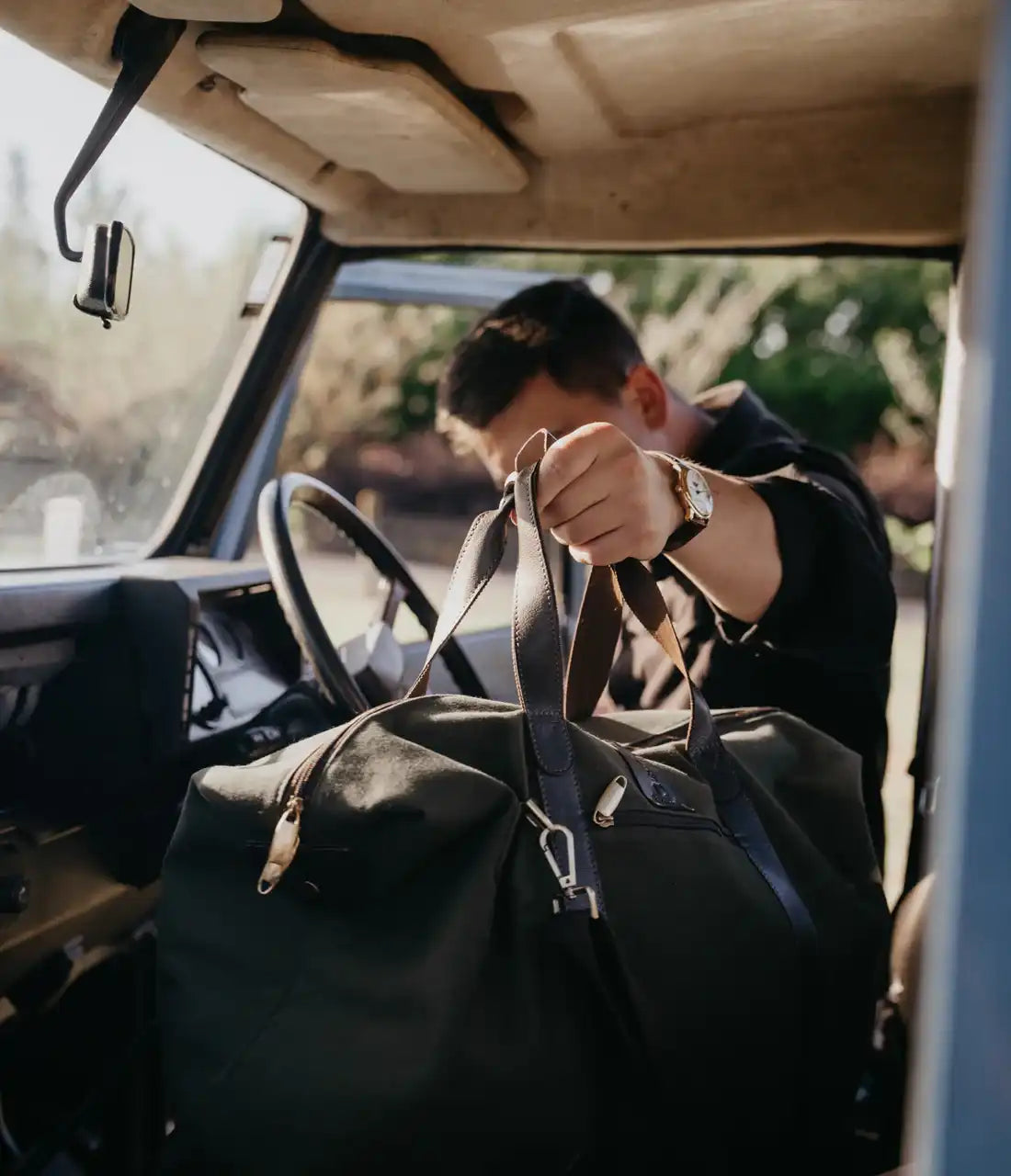 Weekender bag canvas with leather trim olive