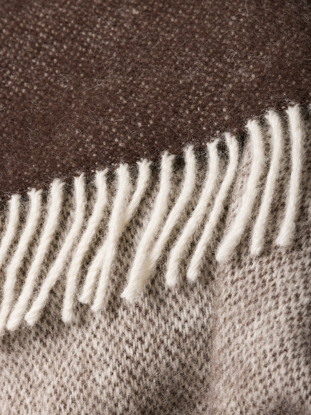 Wool throw cocoa 130 x 180cm