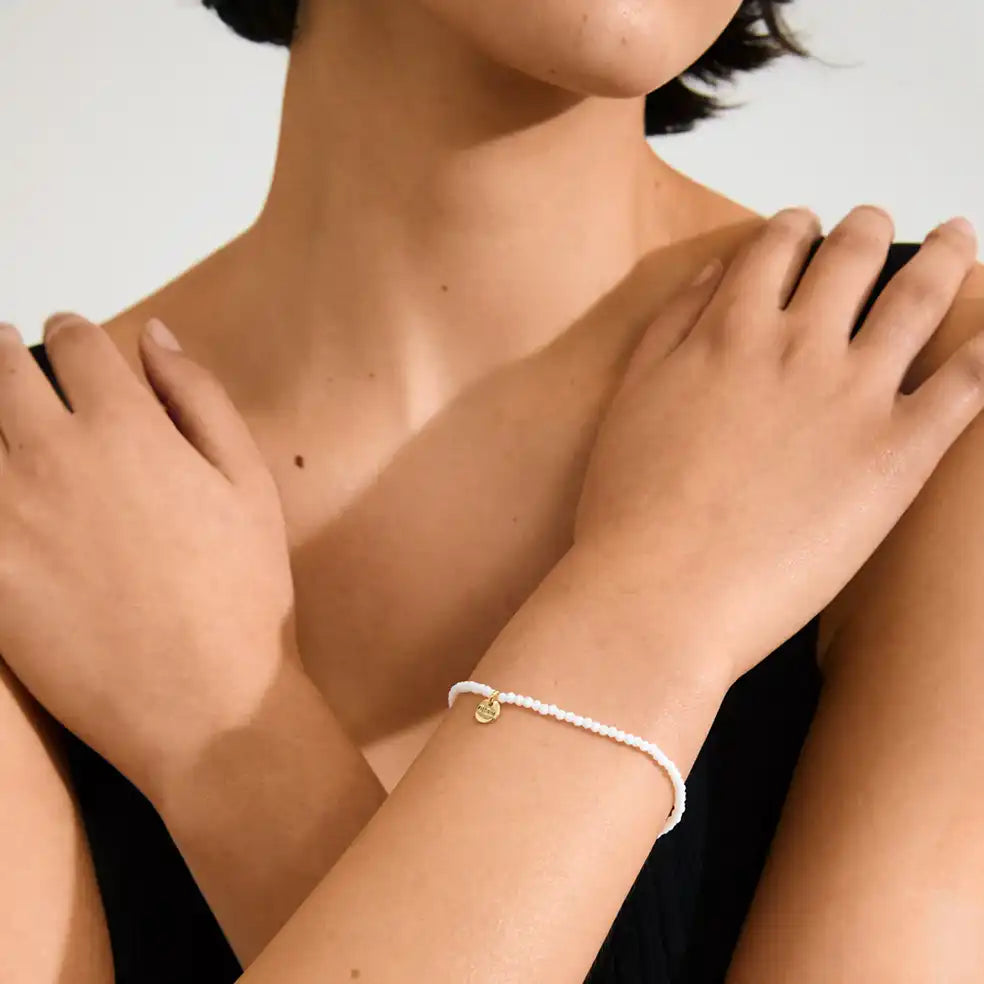 Glass beaded bracelet white