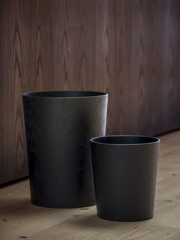Oak veneer rubbish bin 19cm black