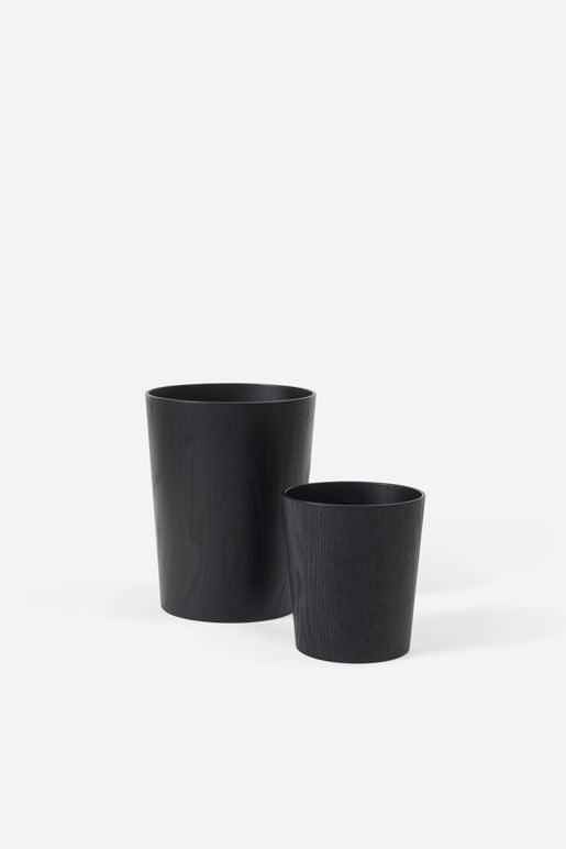 Oak veneer rubbish bin 19cm black