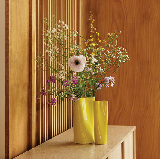 Pinch vase 22cm kowhai yellow