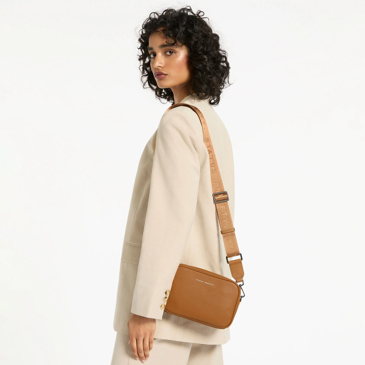 Status Anxiety plunder leather bag with dual straps camel